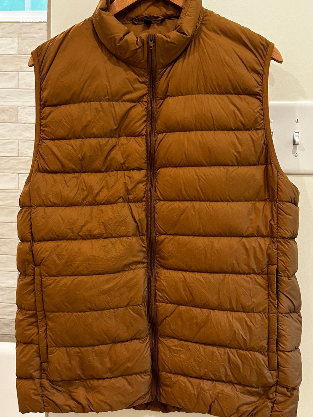 Uniqlo Tan Packable Puffer Vest - Picture 2 of 4